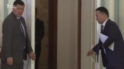 Атамбаев подписал указ об обнародовании новой Конституции