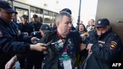 Динар Идрисов 