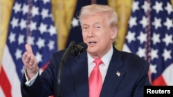 Президент США Дональд Трамп готовий підписати законопроєкт про нові санкції проти Росії, якщо отримає право остаточного рішення щодо їхнього застосування