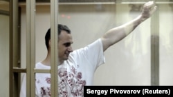 Олег Сенцов Ростов-на-Дону шаарындагы сотто. 25-август, 2015-жыл. 