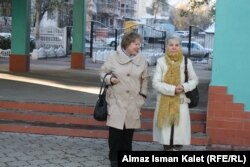 Несмотря на морозное утро избиратели идут на выборы