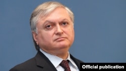 Արտգործնախարար Էդվարդ Նալբանդյան, արխիվ