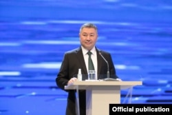 Канат Исаев.