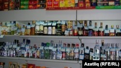 Халык аракыны шешәсенә карап ала, ди аны сатучылар