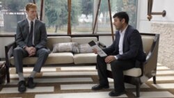 Сэм Паркер, пажуҳишгар ва Муллораҷаб Юсуфӣ, хабарнигори Радиои Озодӣ