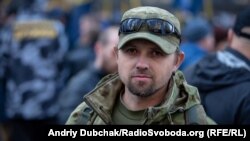 Ветеран бойових дій з позивний «Псевдо», який прийшов підтримати створення міністерства. «Войював у 2015-2016 в лавах добровольчого батальйону. УБД не маю. Нічого не маю, крім чиcтого сумління»