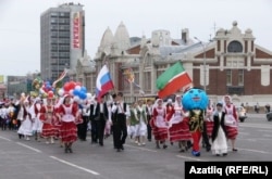 Шәһәр урамнары буйлап Cабантуй узачак паркка бару