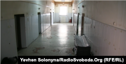 Лікарняний коридор у Лук'янівській в'язниці