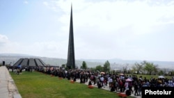 Armenia - Thousands of people walk to the Armenian Genocide Memorial in Yerevan, 24Apr2012.