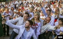 Під час відзначення Дня вишиванки у центрі Києва, 21 травня 2015 року