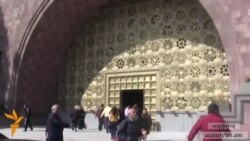 Վերաքննիչ քրեական դատարանը հետաձգեց Փակ Շուկայի հարցով Փոստանջյանի բողոքի քննությունը