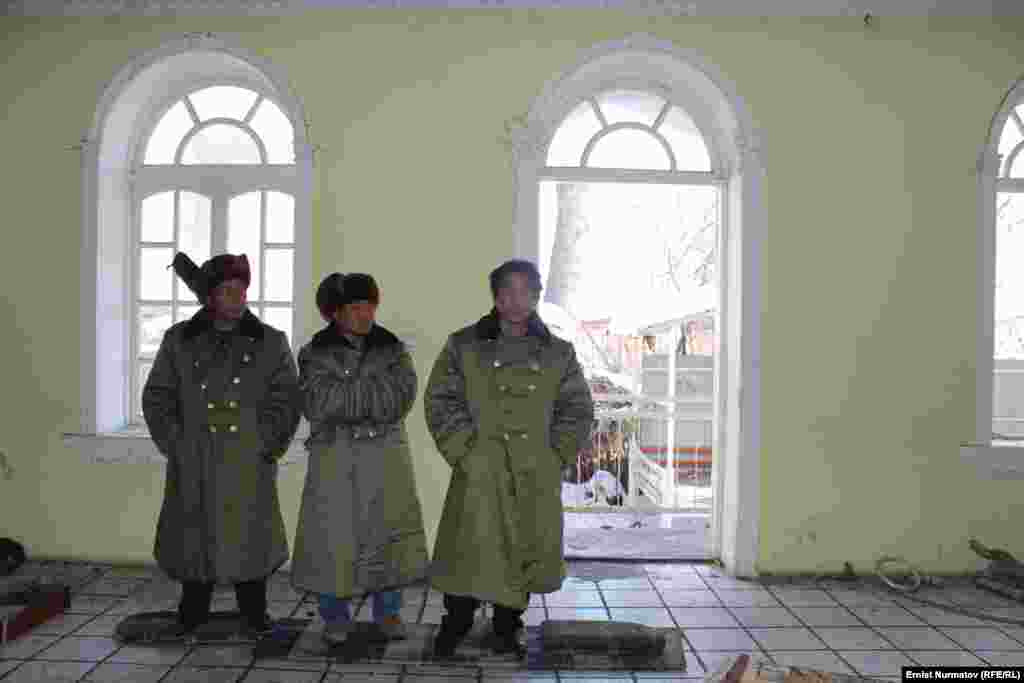 Представители китайской стороны отрицают какую-либо связь между массовой дракой и строительством ЛЭП