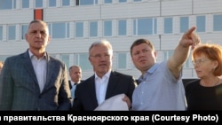 Губернатор края Александр Усс и мэр Красноярска Сергей Еремин