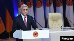 Серж Саргсян выступает на 16-ом съезде РПА, Ереван, 26 ноября 2016 г․