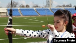 Сабқати варзишӣ миёни бонуҳои овозхон