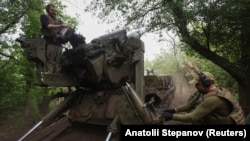 Українські військові на лінії фронту на Донеччині, 30 травня 2025 року