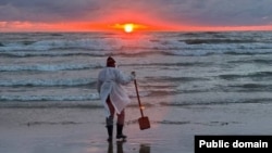 Волонтери збирають мазут лопатами, Краснодарський край РФ