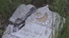 В Хатлоне возбудили уголовное дело по факту вандализма на кладбище ВИДЕО