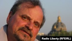 Александр Генис