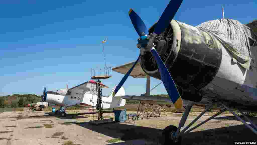 Один з найдавніших аеропортів Криму &laquo;Заводське&raquo; розташований на південно-західній околиці Сімферополя