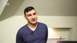 Данир Сабиров: "Өйдә татарча гына сөйләшәбез, әмма..."