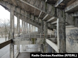 Стадіон «Шахтар» в Парку культури і відпочинку імені Щербакова в окупованому Донецьку