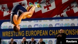 Список санкций, которые представители дисциплинарного антидопингового комитета могут применить в отношении спортсменов и всех лиц, причастных к допинговому скандалу, достаточно длинный