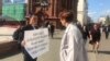 Татар активисты Наил Нәбиуллин Альберт Разинга теләктәшлек белдереп ялгыз пикетка чыкты