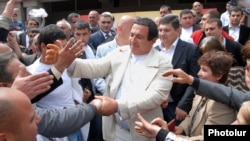 Armenia - Prosperous Armenia Party leader Gagik Tsarukian is greeted by supporters during an campaign rally in Vanadzor, 01May2012.