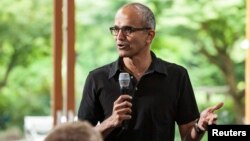 Сатья Наделла стал третьим исполнительным директором корпорации Microsoft за ее почти 39-летнюю историю