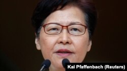 Հոնկոնգի վարչակազմի ղեկավար Քերրի Լամը ասուլիսի ժամանակ, 3-ը սեպտեմբերի, 2019թ․