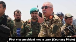 عبدالرشید دوستم یکی از رهبران شورای عالی مقاومت ملی برای نجات افغانستان 