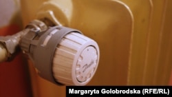 На сьогодні у Новому Роздолі і Новояворівську не розпочато опалювальний сезон, тому що працівникам ТЕЦ заборгували виплату з зарплати на півроку