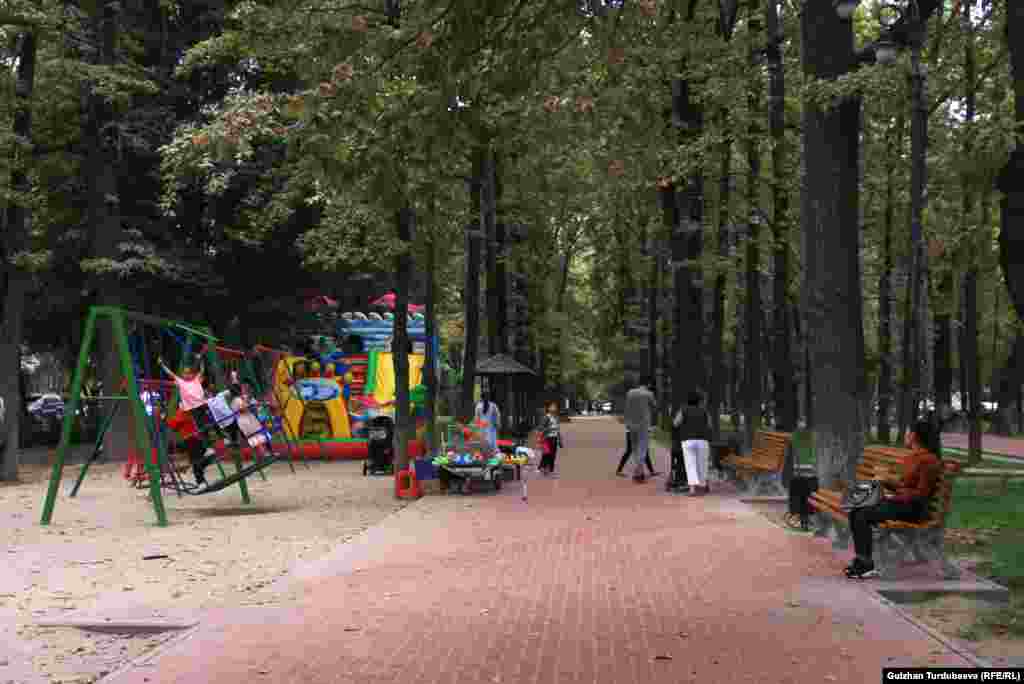 Бишкек шаары, Эркиндик бульвары.&nbsp;