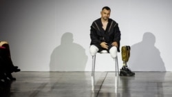 Ветерани з протезами та втратою зору стали моделями на UFW (відео)