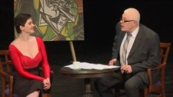 Яніна Соколова під час вистави «Історії кохання для дорослих». Прага, 25 лютого 2020 року