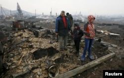 үйсүз калган үй-бүлө. Шыра кыштагы. Хакасия. 13-апрель 2015