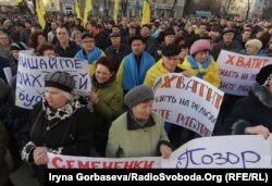 Під час акції у Маріуполі, 7 березня