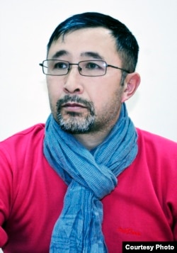 Жазуучу, публицист Олжобай Шакир.