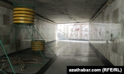 Aşgabadyň ýerasty geçelgeleriniň biri