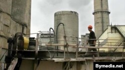 Крычаўскі цэмэнтны завод. Ілюстрацыйнае фота