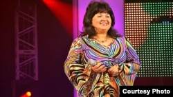 Әлфинә Әзһәмова