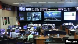 НАСА агенттигинин Хьюстондогу көзөмөл борбору. 15-май, 2018-жыл.