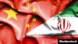 Չինաստանի և Իրանի դրոշները