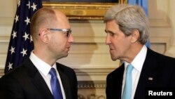 Джон Керрі та Арсеній Яценюк