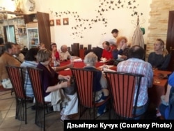 Круглы стол падчас «Астравецкага шляху» у Заслаўі