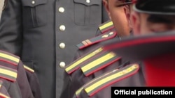 Кыргызстандын милиция кызматкерлери. Иллюстрациялык сүрөт.