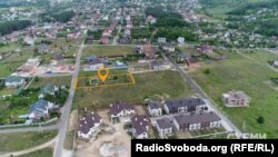 15 соток землі в елітному селищі Ходосівка під Києвом, викуплені за 400 тисяч гривень через «СЕТАМ»