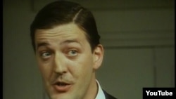 Стивен Фрай в роли Дживса в сериале "Дживс и Вустер"