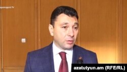 Էդուարդ Շարմազանով, արխիվ